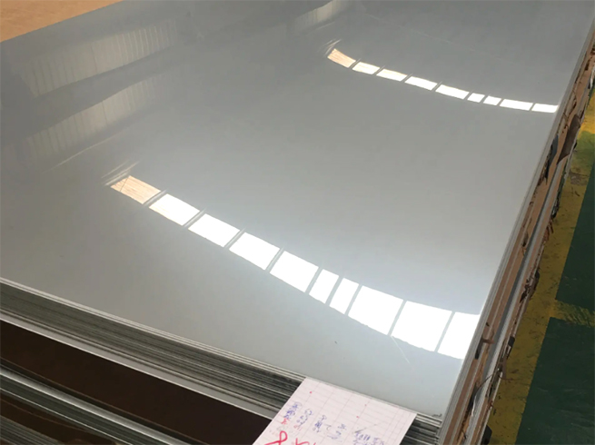 Stainless steel plates in the factory